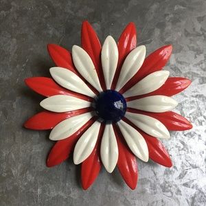 Vintage Red, White & Blue Daisy Pin